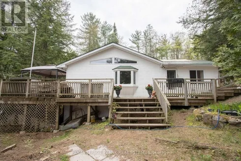 1070 Towering Oaks Trail, Minden Hills, Ontario  K0M 2L0 - Photo 1 - X12154241