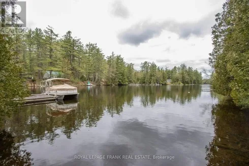 1070 Towering Oaks Trail, Minden Hills, Ontario  K0M 2L0 - Photo 2 - X12154241