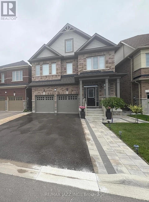 208 Frederick Pearson Street, East Gwillimbury, Ontario  L9N 0Y9 - Photo 3 - N12269044